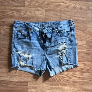 American Eagle Outfitters Light Wash Distressed Denim Jean Shorts
